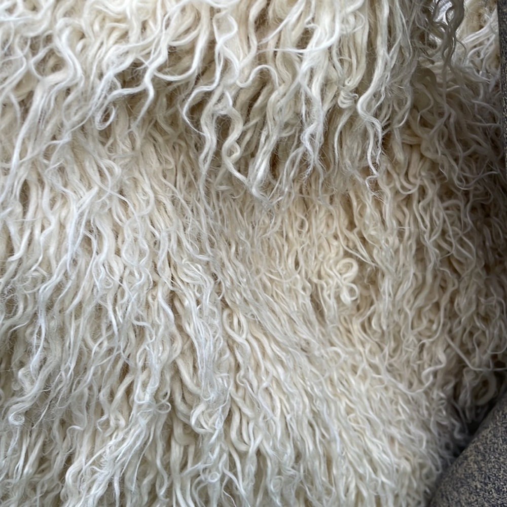 FREE PEOPLE TRENDY FAUX FUR VEST - L - NWT ! - Picture 12 of 13